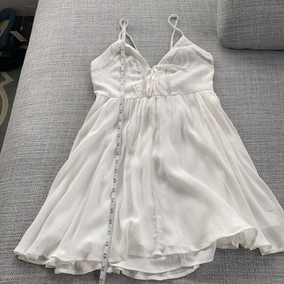 Forever 21 Criss Cross Back Flowy Mini Dress - Picture 7 of 7